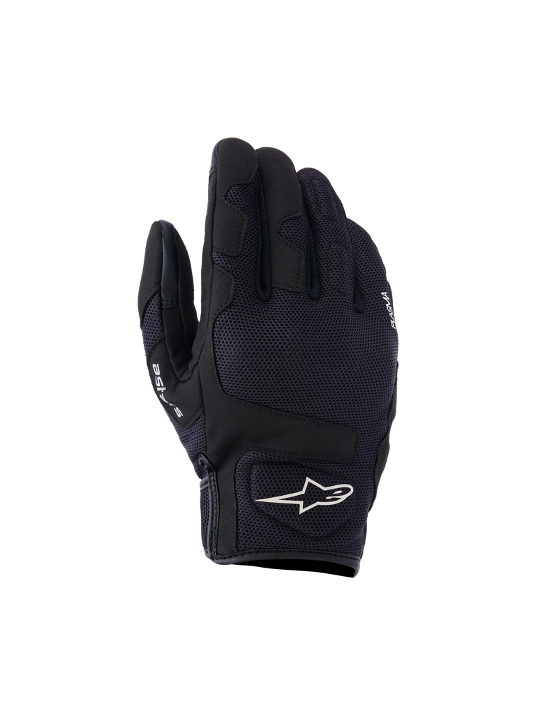 Alpinestars Ignite Gloves, luvas de moto pretas com painéis em malha respirável, proteção reforçada nos nós dos dedos e dedos, logótipo branco no pulso, construção em tecido durável com costuras de precisão