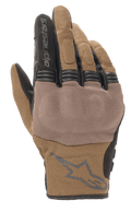 Alpinestars Copper Gloves, luvas de motociclismo urbanas, castanho teak e pretas, construção em malha respirável, painel texturizado sobre os nós dos dedos, punho curto com logótipo e marca Alpinestars