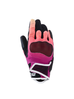 Luvas Alpinestars Stella Mogress Airflow, luvas de motociclismo para mulher, em coral degradê e preto com acabamento branco, com dorso em tecido ventilado, painéis nos dedos perfurados a laser e punho curto protetor para condução urbana.