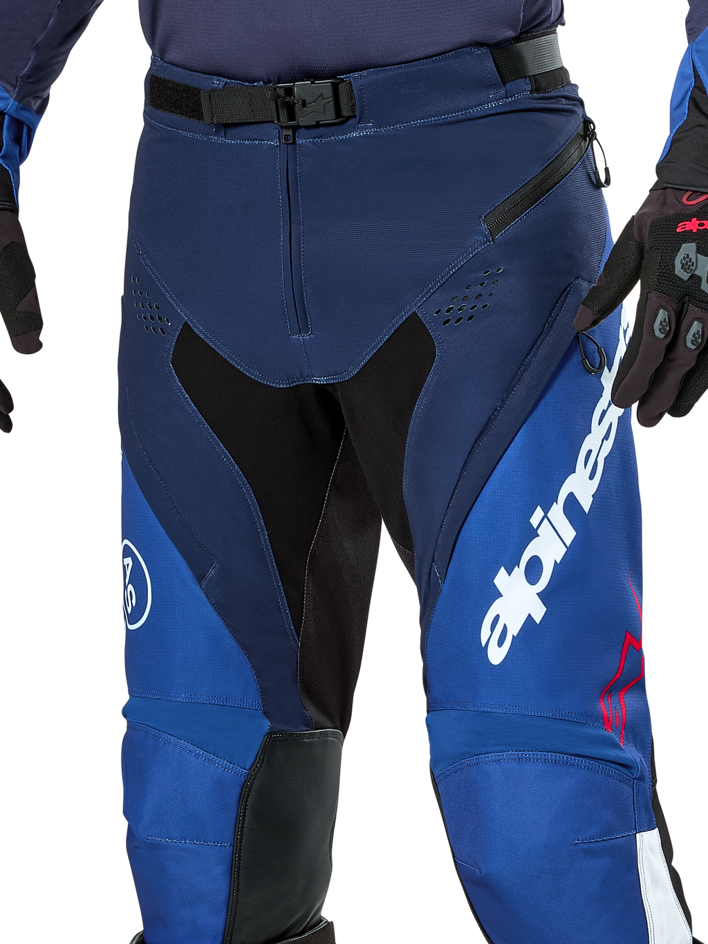 Calças Alpinestars Pro-Dura, calças de enduro e motocross, azul marinho, azul vivo e branco, pormenor do fecho de cintura com fivela magnética SX2, aberturas de ventilação com fecho nas coxas e painéis elásticos duráveis com logótipo branco em destaque
