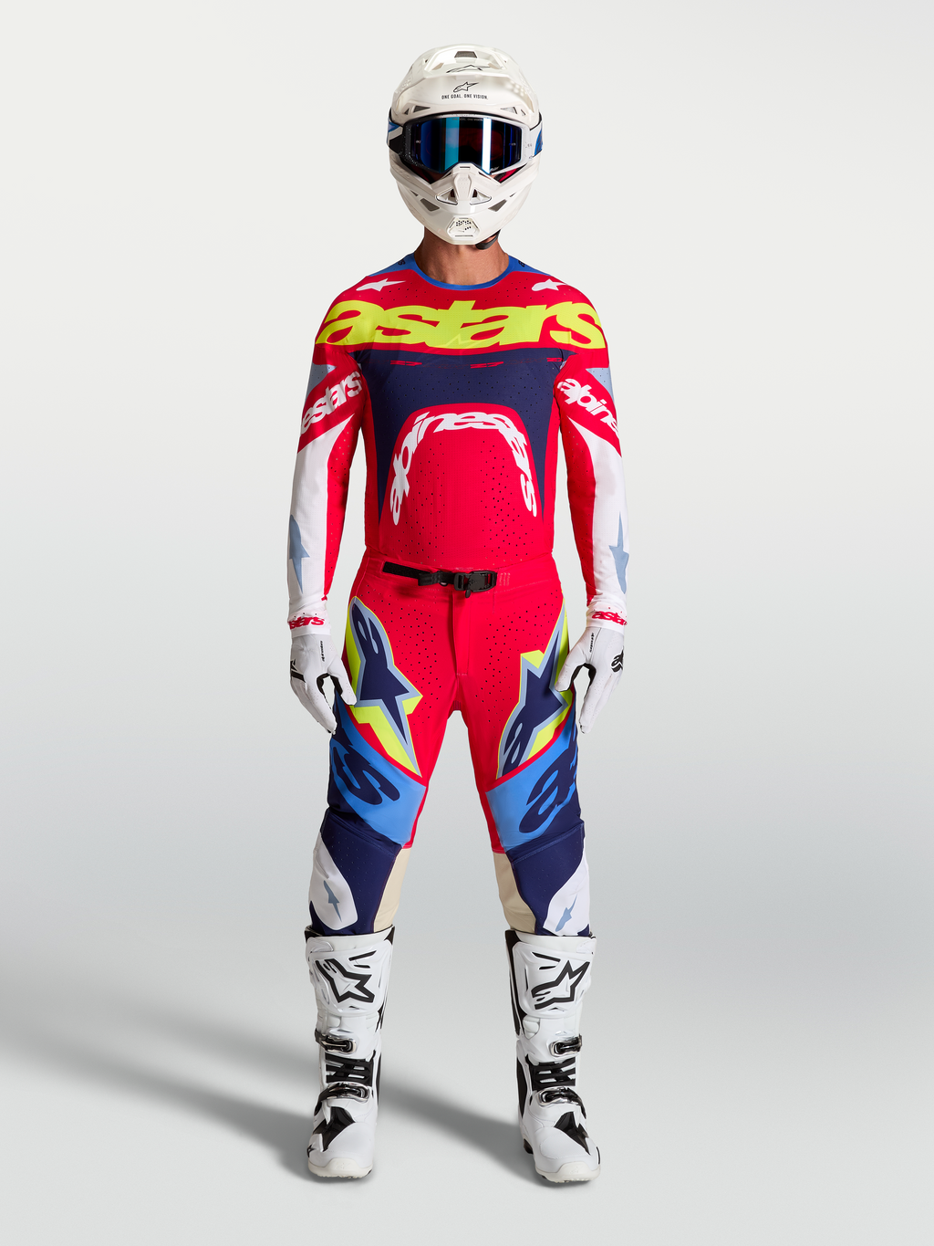 Alpinestars Supertech Dyna Gear Set e Calças Supertech Dyna, conjunto de motocross para homem, vermelho e azul-marinho, ajuste atlético de piloto profissional.