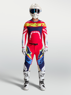 Alpinestars Supertech Dyna Gear Set e Calças Supertech Dyna, conjunto de motocross para homem, vermelho e azul-marinho, ajuste atlético de piloto profissional.