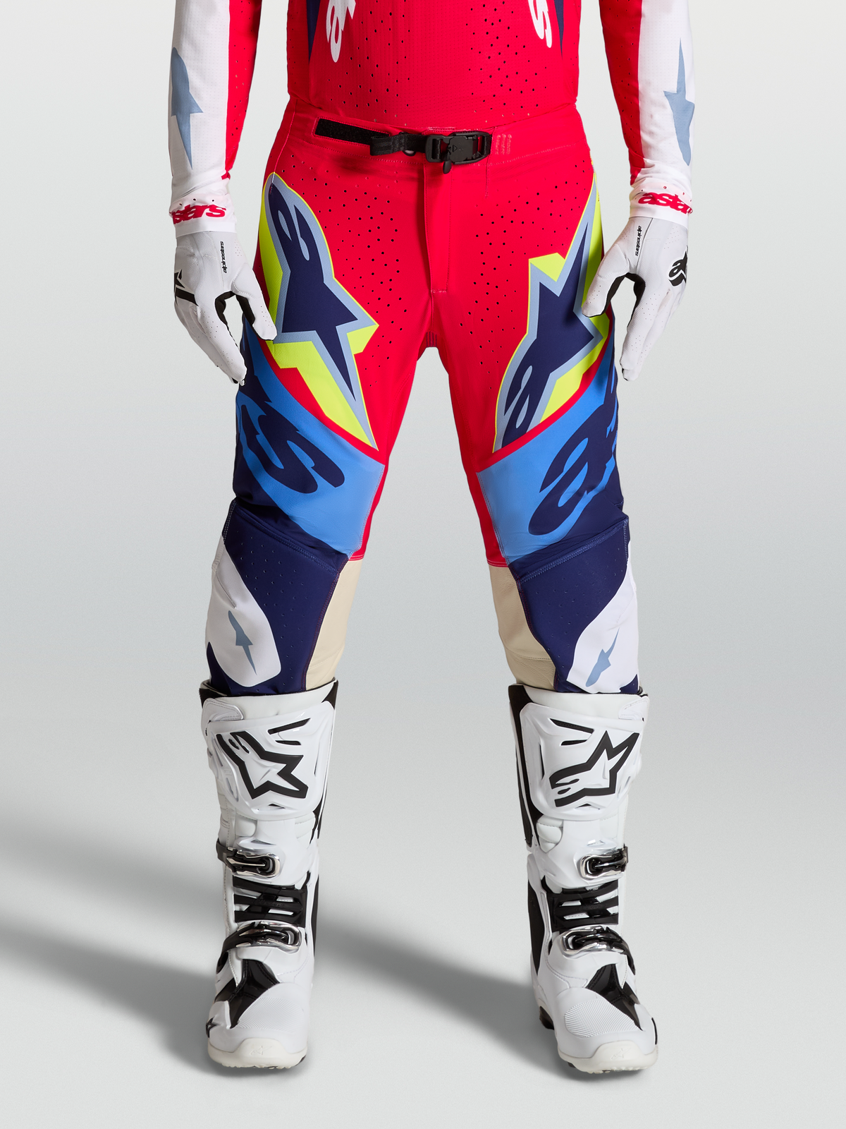 Alpinestars Calças Supertech Dyna, calças de motocross para homem, vermelhas e azuis, com painéis em couro e fecho magnético