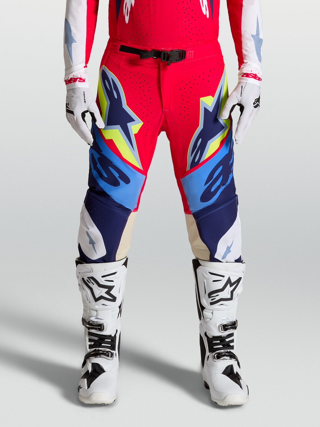 Alpinestars Calças Supertech Dyna, calças de motocross para homem, vermelhas e azuis, com painéis em couro e fecho magnético