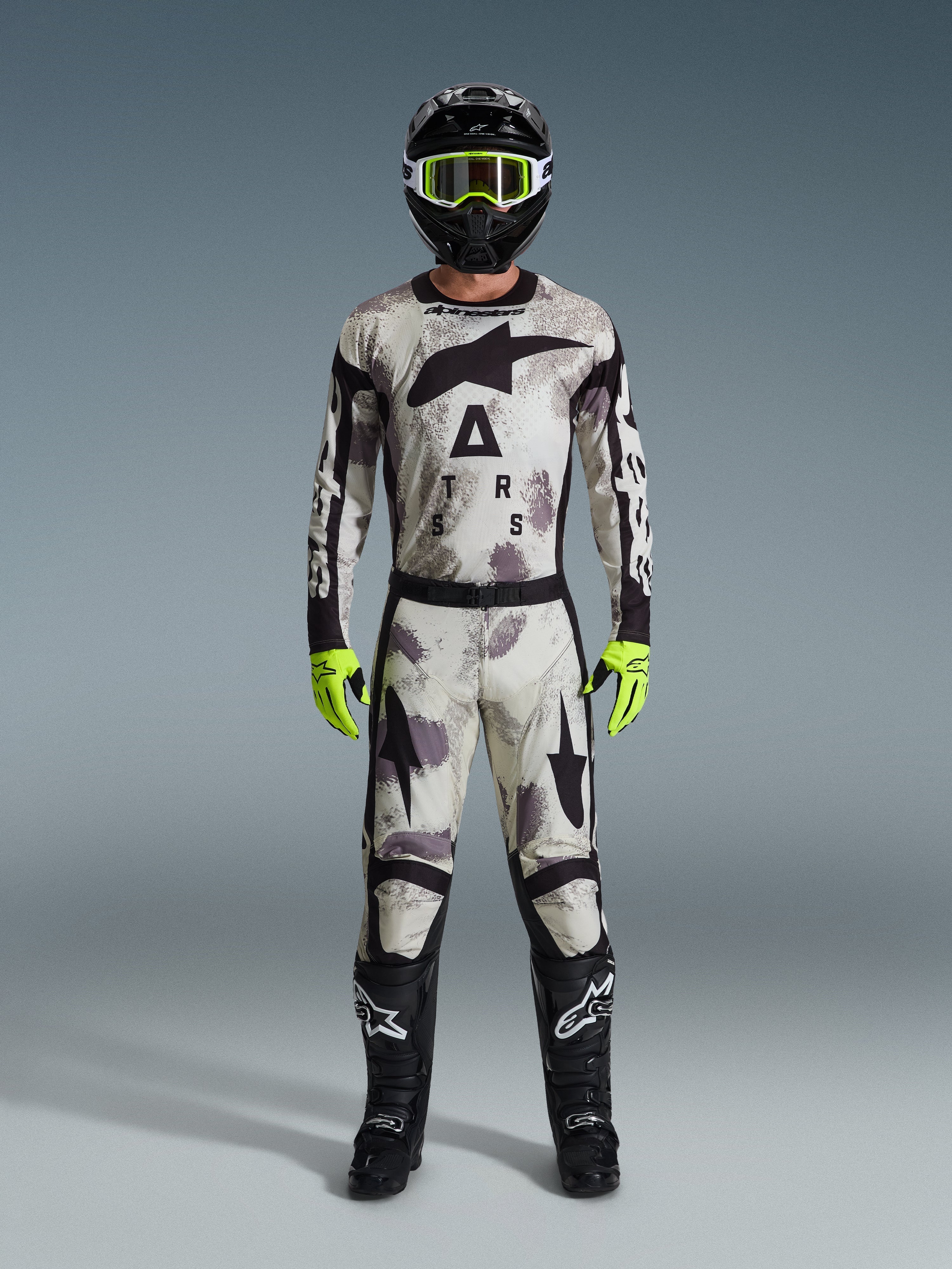 NAKED ARMOR /TYPE M-10B(Silver Roseメンバー) 2026 Racer Lahnd - MX Gear Set | Alpinestars®