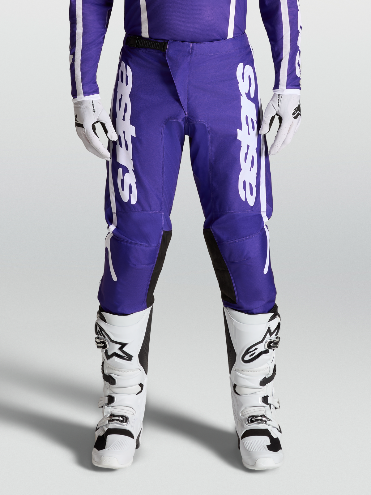 Alpinestars Fluid Apex V2 2027, calças de motocross para homem, azuis-escuras e brancas, modelo para performance off-road.