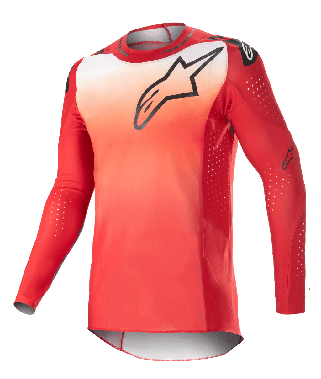 Alpinestars 2023 Supertech Risen Jersey, camisola de motocross de manga comprida, gradiente de vermelho Mars e branco, logótipo Astars preto no peito, mangas perfuradas com pontos de ventilação brancos, ajuste atlético de corrida para performance em todo-o-terreno
