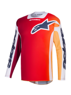 Alpinestars 2026 Racer Portl Jersey, camisola de motocross, vermelha com gradiente em laranja e amarelo, logótipo Astar azul marinho no peito, painéis brancos nas mangas com marca Alpinestars em destaque, equipamento técnico de performance para todo-o-terreno