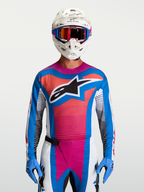 Alpinestars Camisola Techstar Maven, equipamento de motocross azul e coral, ajuste de corrida atlético com tecido elástico e absorção de humidade