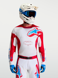 Alpinestars Racer Hunt, camisola de motocross para homem, vermelha e branca com detalhes azuis, em malha ventilada.