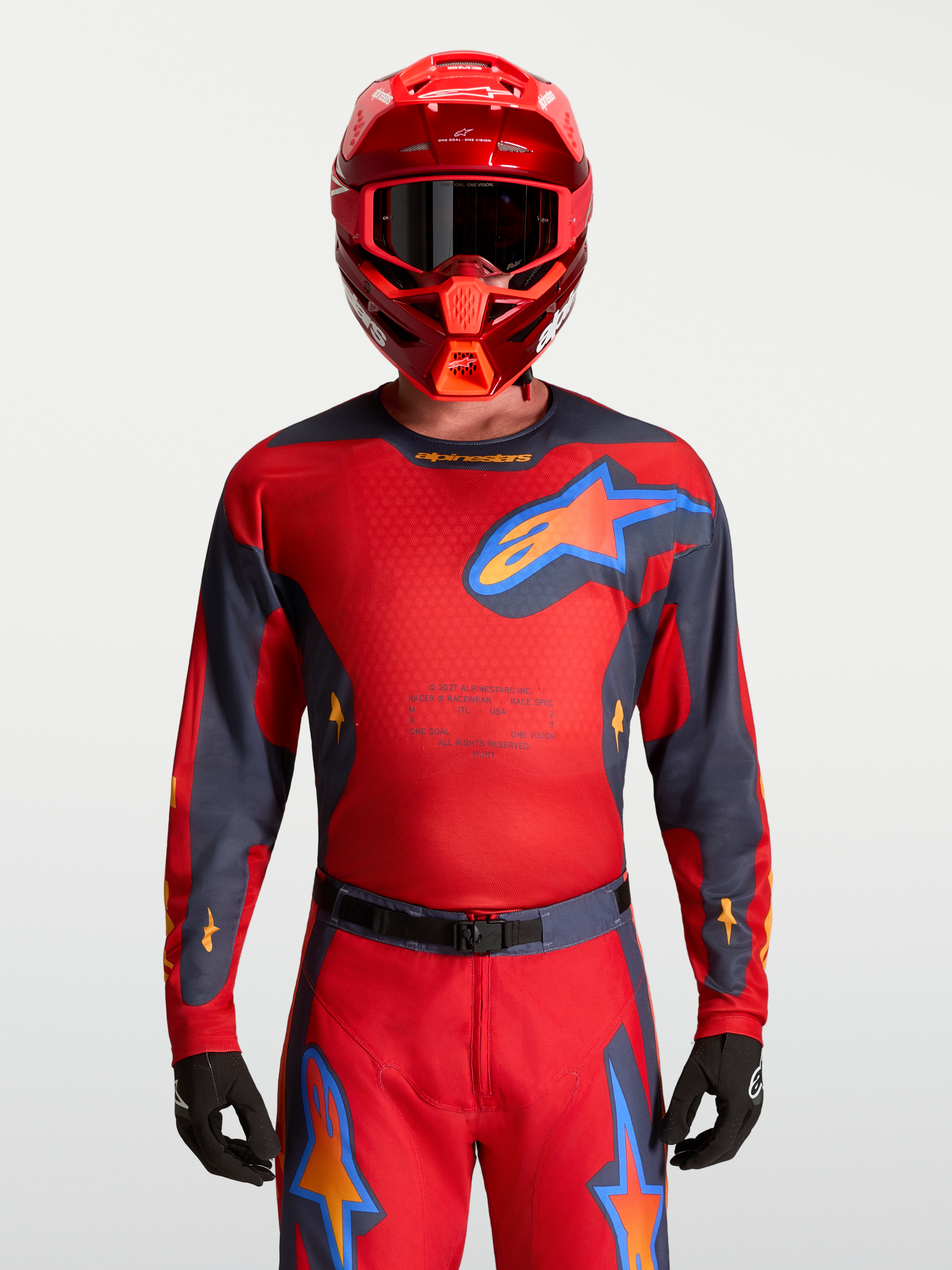 Alpinestars Camisola Racer Hunt, camisola de motocross para homem, vermelha e cinzenta, tecido respirável e malha ventilada.