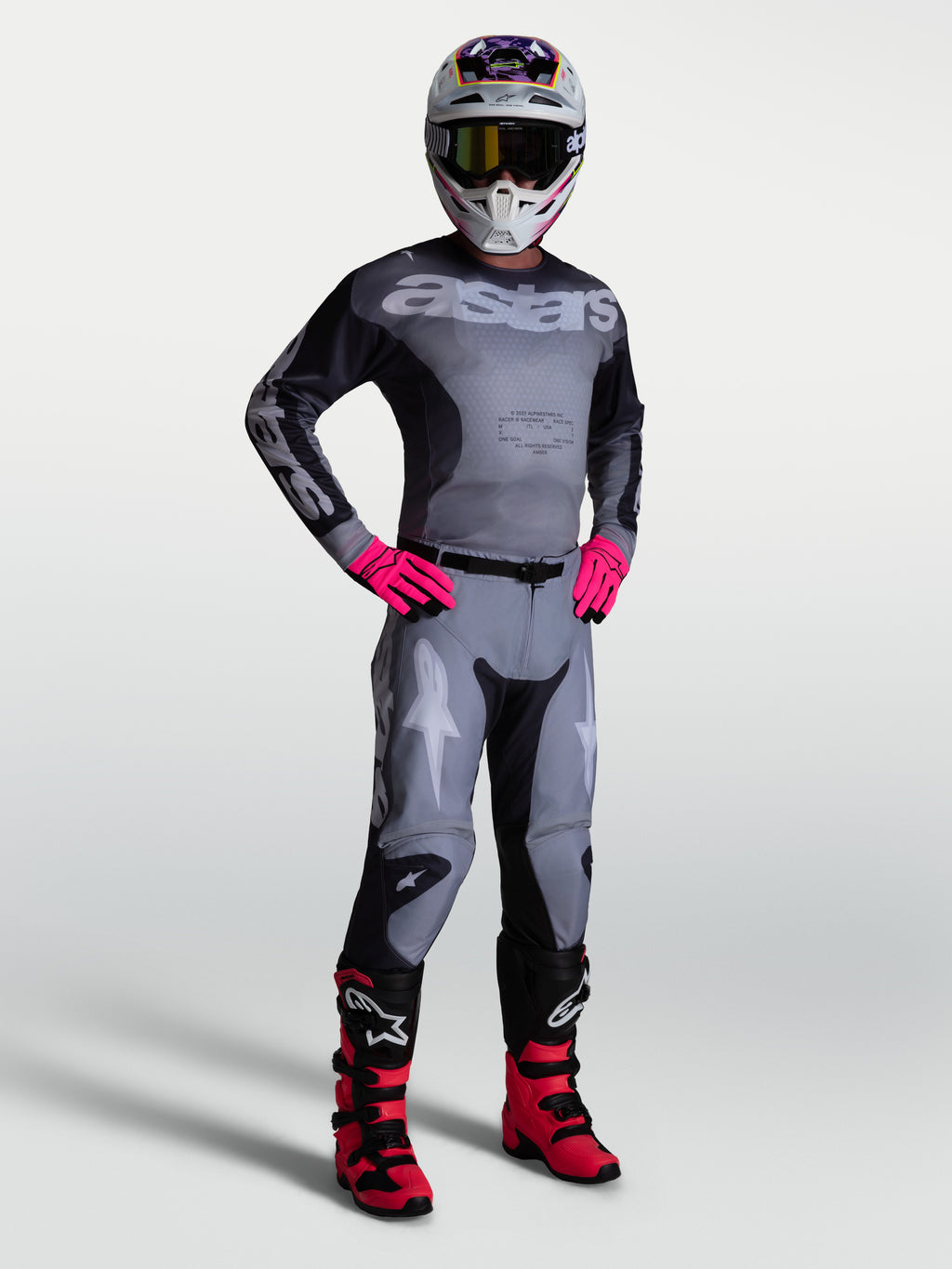 Alpinestars 2027 Racer Amber, camisola e conjunto de motocross para homem, cinzento e rosa, ajuste atlético.