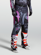 Alpinestars Calças Racer Lone, calças de motocross para homem, cinzento camuflado e roxo, construção em polifibra 600D, ajuste pré-curvado para off-road