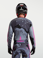 Alpinestars Camisola Racer Lone, camisola de motocross para homem, cinzenta camuflada e roxa, vista traseira.