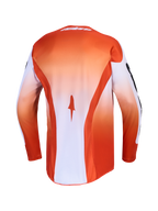 Alpinestars Racer Amber, camisola MX para homem, vermelha e branca, vista traseira com tecido técnico e corte longo.