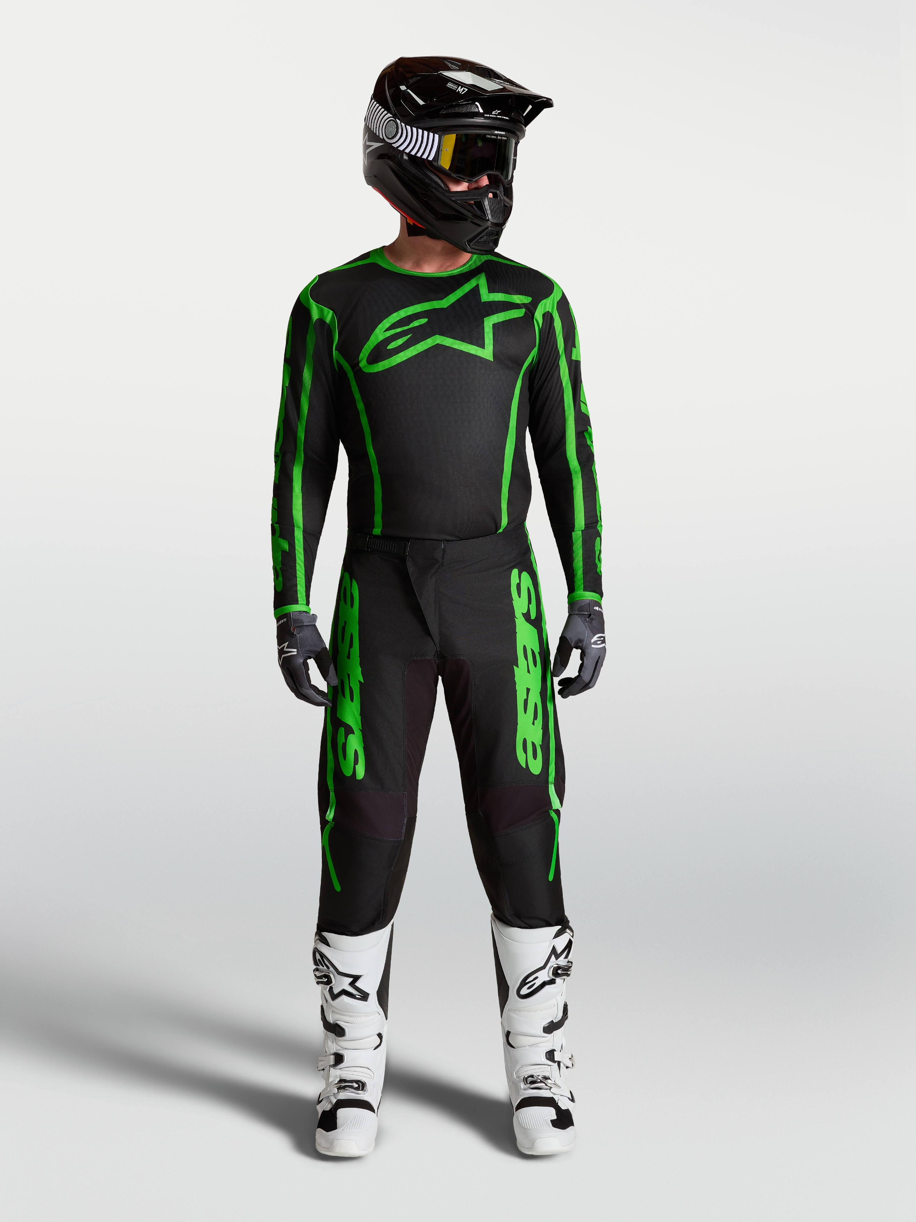 Alpinestars Calças Fluid Apex V2, calças de motocross para homem, pretas e verde fluo, equipamento de corrida completo com botas brancas