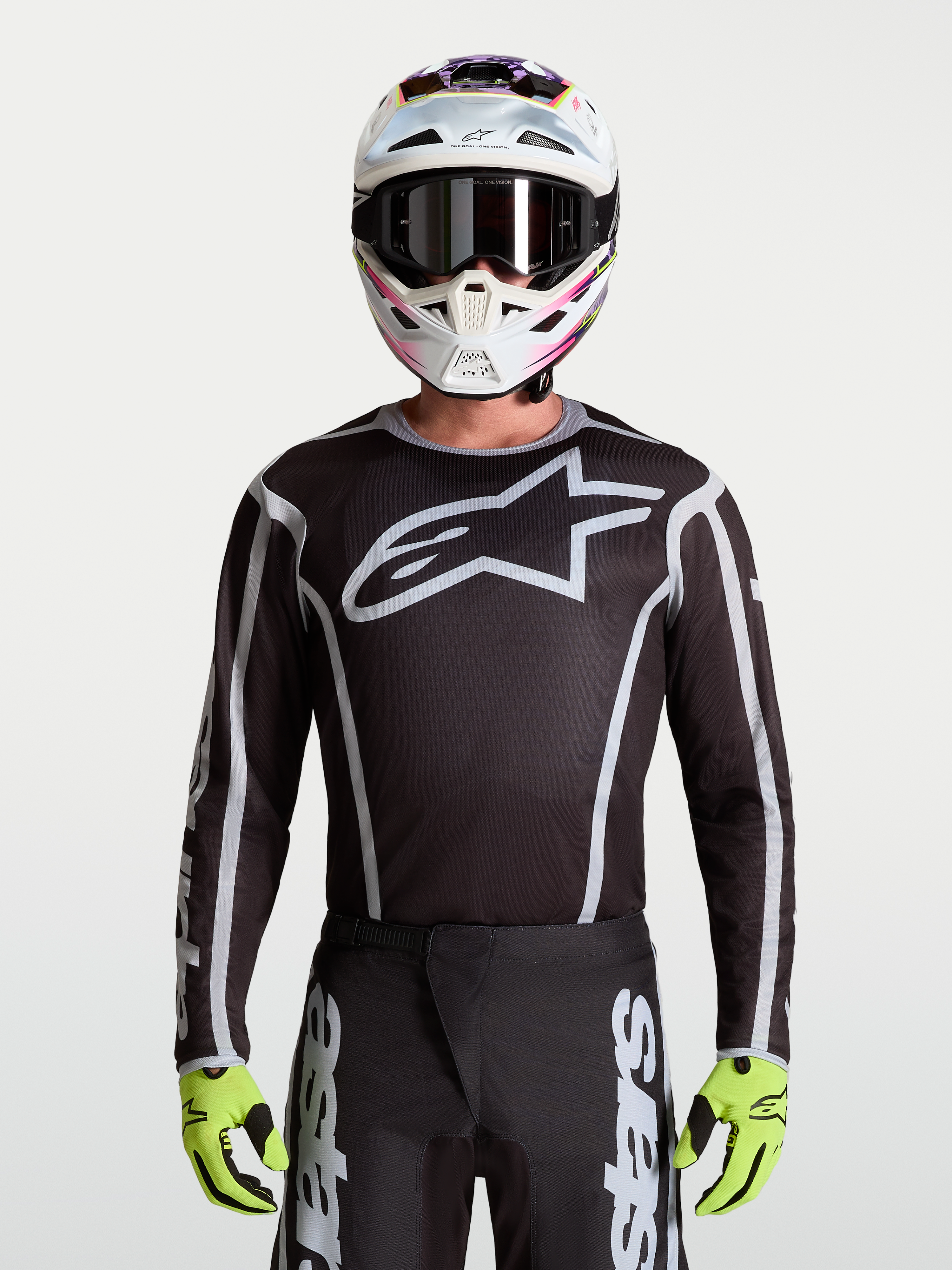 Alpinestars Fluid Apex V2 Jersey, Men's Motocross Jersey, Black and Silver with large star logo, athletic fit.