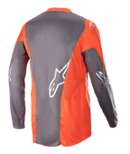 Alpinestars 2023 Racer Hoen Jersey, camisola de motocross, Magnet Hot Orange, vista traseira com painéis cinzentos e laranja, logótipos Astars prateados nas mangas e costas, vestuário de performance para todo-o-terreno