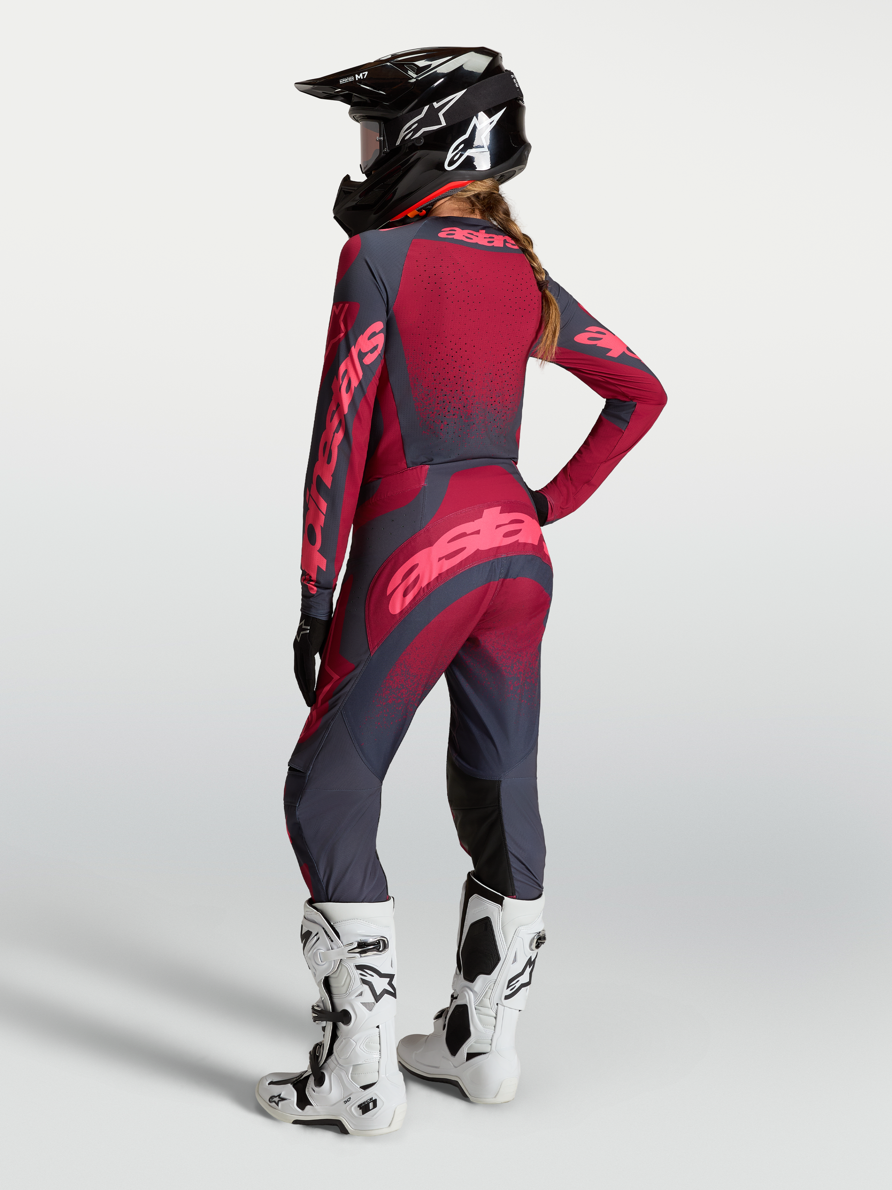 Calças Stella Techstar Swan da Alpinestars, motocross para mulher, vermelhas e cinzentas escuras, construção elástica durável.