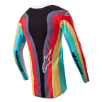 Alpinestars Stella Techstar Jersey 2024 para Mulher, camisola de motocross, preto multicor, vista traseira com um padrão ondulado vibrante e multicolorido em vermelho, amarelo e turquesa, logótipo Astar branco na parte inferior das costas e marca Alpinestars nas mangas.