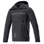 Alpinestars Sherpa Hoodie, casaco anoraque de motociclismo em Black Reflex, fecho de meio zíper com logótipo no peito, bolso frontal grande com fecho, tecido softshell técnico, design urbano desportivo