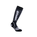 Meias Alpinestars Youth MX Plus, meias altas de motocross para jovens, pretas e cinzentas, com logótipo Alpinestars em branco, textura canelada com calcanhar e biqueira reforçados, construção de camada única respirável para performance em todo-o-terreno