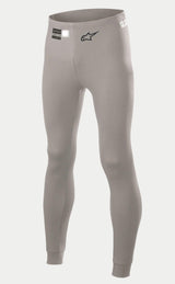 Alpinestars Race V2 Bottom FIA, calças de camada base para automobilismo, cinza médio, com logótipo de estrela preto na perna e etiqueta de homologação FIA na cintura, tecido leve resistente ao fogo com punhos nos tornozelos