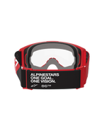 Óculos Alpinestars Vision OTG, óculos de motocross, vermelhos e pretos com lente transparente, vista traseira mostrando a correia preta com o texto 'ALPINESTARS ONE GOAL. ONE VISION.', espuma facial espessa de várias camadas e armação flexível vermelha para ajuste sobre óculos graduados