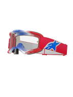 Óculos Alpinestars Vision 5 Corp, óculos de motocross, vermelhos, brancos e azuis, lente transparente, armação vermelha com pormenores superiores em gradiente azul e branco, fita vermelha com um logótipo de estrela da Alpinestars grande em azul e branco, almofadado de espuma multicamada, proteção ocular de alta performance para competição