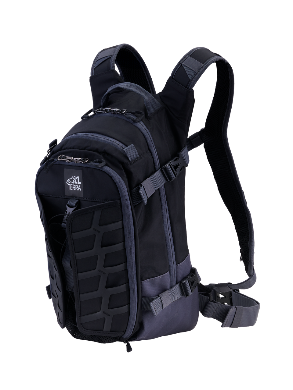 Mochila Alpinestars AT-15, mochila técnica de motociclismo, preto e cinzento escuro, com painel frontal MOLLE robusto, correias de compressão ajustáveis, alças acolchoadas com fecho magnético no peito e logótipo All Terra, concebida para condução de aventura off-road