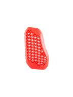 Encaixe de Protetor de Peito Dividido Alpinestars Nucleon Plasma, vermelho, peça do lado direito, com design perfurado em ziguezague para fluxo de ar, material de impacto de base biológica leve e flexível