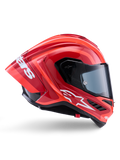 Capacete Alpinestars Supertech R10 Arius, capacete de corrida integral, vermelho e laranja brilhante, vista de perfil lateral com um spoiler traseiro aerodinâmico, logótipo Astars branco na queixeira e viseira transparente, concebido para desempenho de alta velocidade em pista