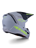 Capacete Alpinestars S-M3 Radium, capacete de motocross, cinzento, preto e amarelo fluo mate, design integral com calota angular, viseira proeminente e aberturas de ventilação, acabamento mate com grafismos arrojados