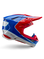 Capacete Alpinestars Supertech M10 Aeon, capacete de corrida de motocross, vermelho vivo, azul e branco, acabamento brilhante, perfil lateral aerodinâmico com múltiplas aberturas de ventilação cobertas por malha, contornos angulares e pala