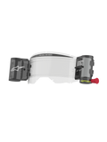 Alpinestars Vision 8-5-3 Roll Film Kit, lente de óculos transparente, sistema roll-off de visão ampla integrado com depósitos de cor fumada, botão de puxar vermelho, apresenta a marca 'ONE GOAL. ONE VISION.', acessório essencial de corrida de motocross para uma visibilidade clara