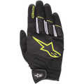 Luvas Alpinestars Atom, luvas de motociclismo de estrada leves, pretas e amarelo fluorescente, estrutura em malha para circulação de ar, logótipo grande em amarelo fluorescente nas costas da mão, detalhes brancos nos dedos e tira de velcro no pulso para uso urbano