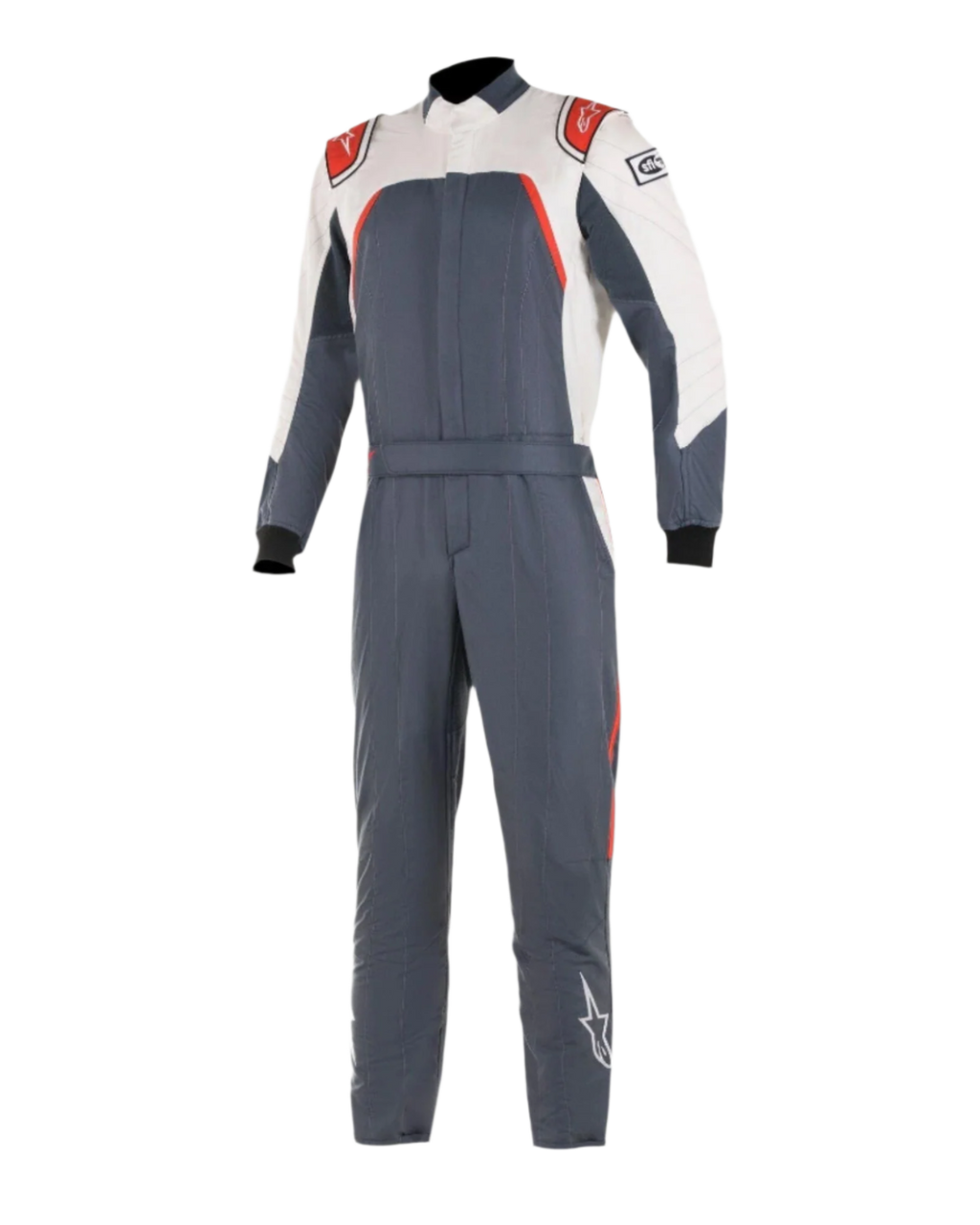 Alpinestars GP Pro Comp Bootcut Suit FIA, fato de automobilismo, asfalto, branco e vermelho, macacão de uma só peça com a parte superior do peito e mangas em branco, detalhes nos ombros em vermelho, corpo em cinzento asfalto escuro e pernas com corte bootcut.