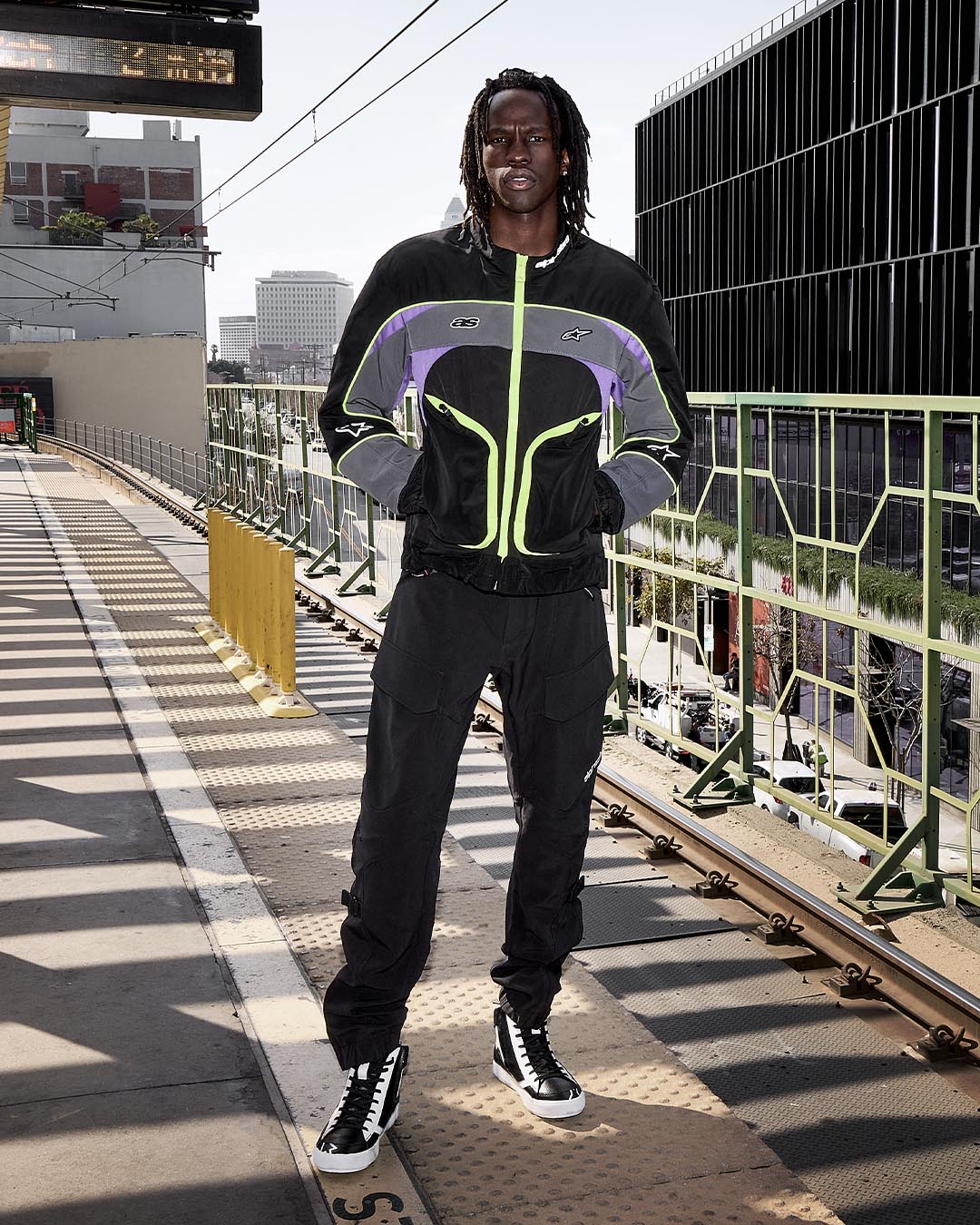 Image 69849351160186