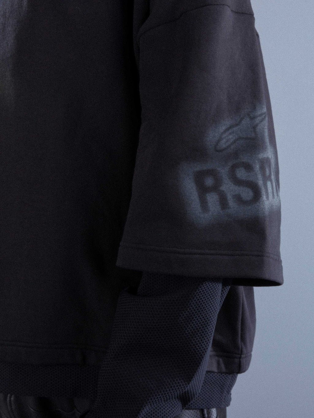 Sweatshirt RSRV Discharged